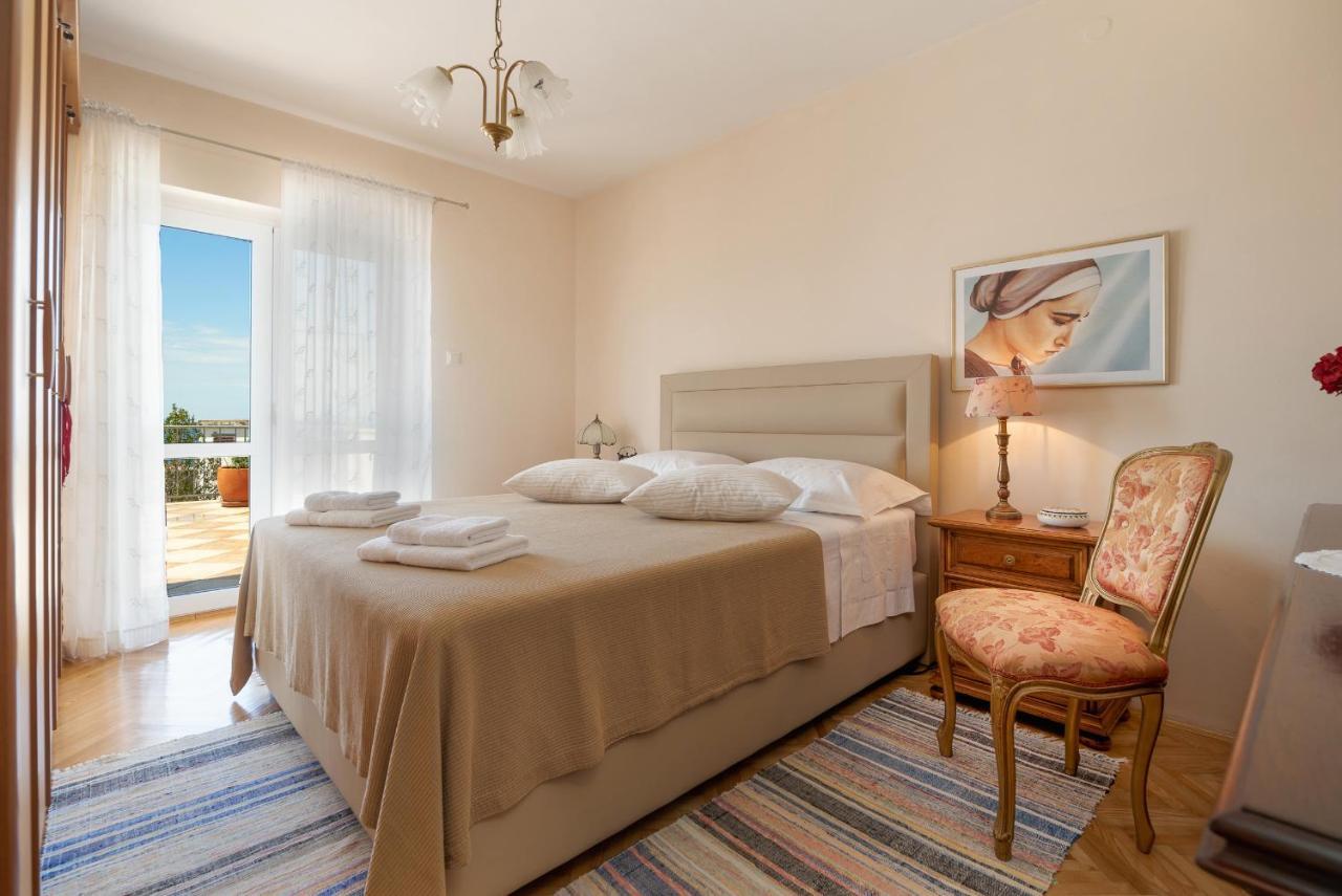 פודסטראנה Idis Luxury Apartment מראה חיצוני תמונה