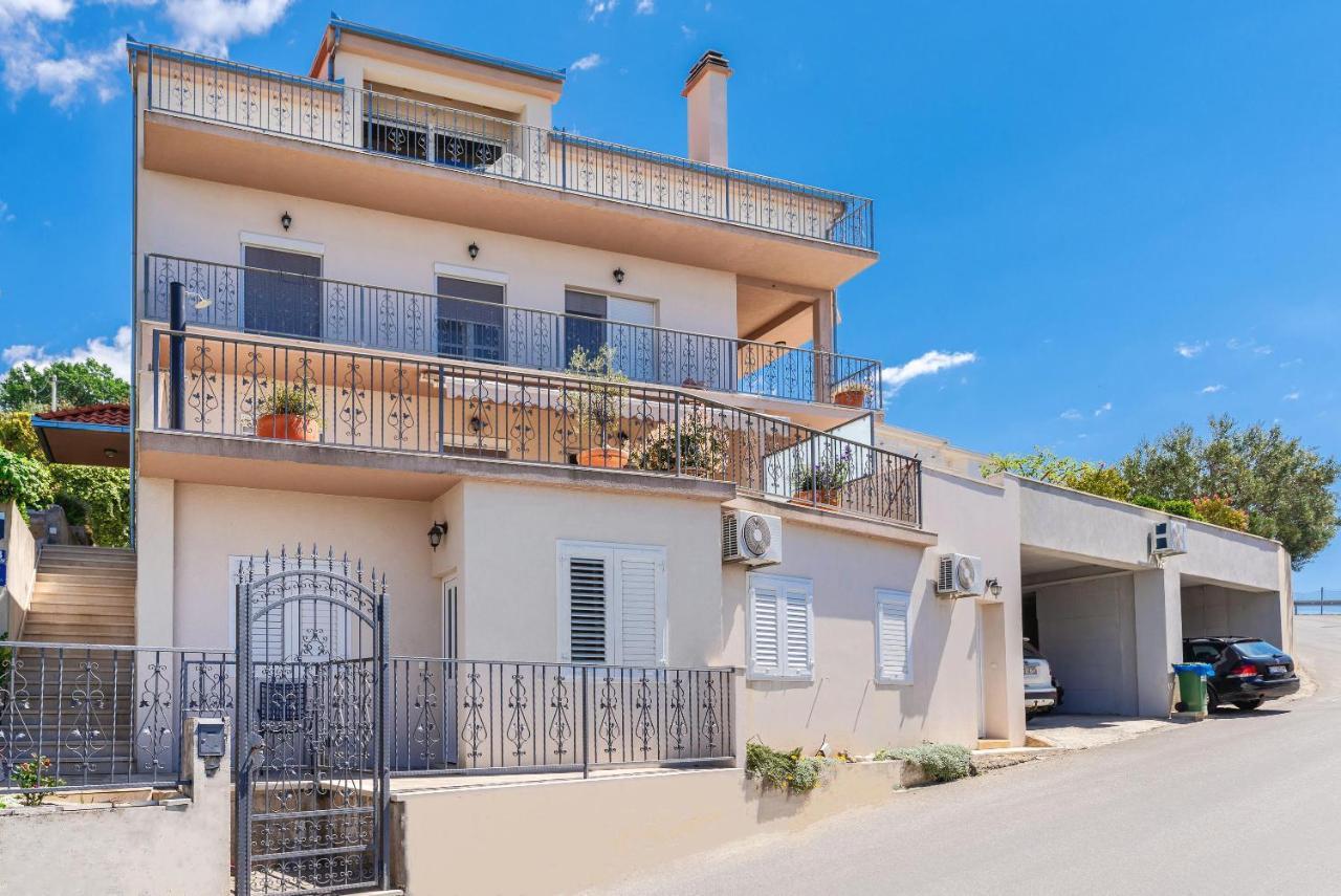 פודסטראנה Idis Luxury Apartment מראה חיצוני תמונה